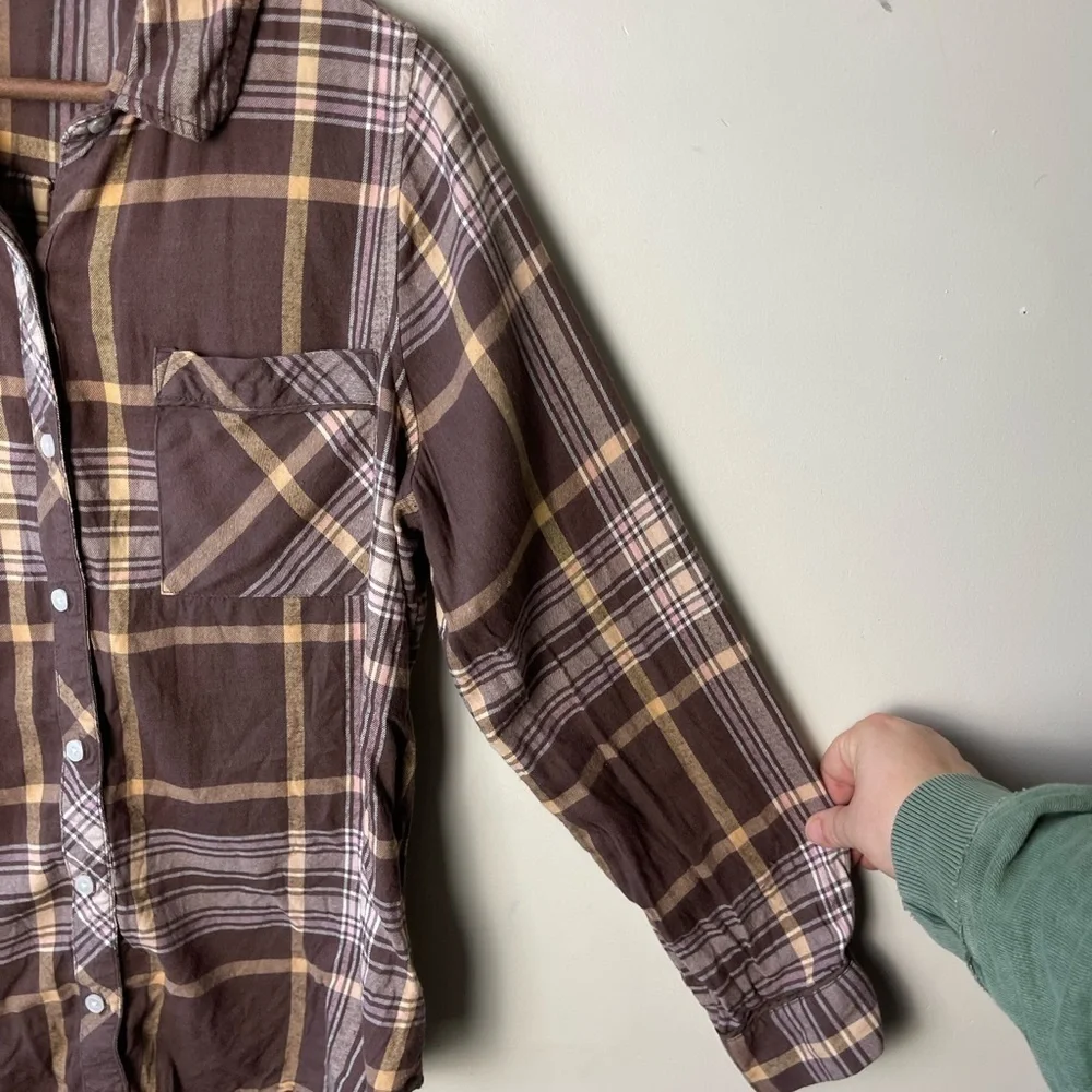 Aerie neutral brown plaid lightweight oversized relaxed fit flannel small - Picture 4 of 9